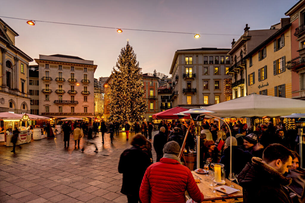 SUÍÇA INAUGURA MAIS UMA TEMPORADA DE NATAL