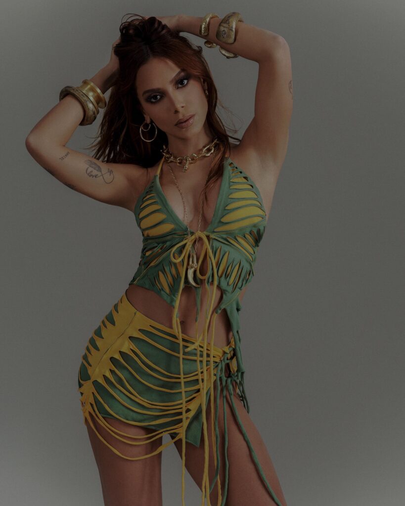 Anitta chega ao topo das radios chilenas